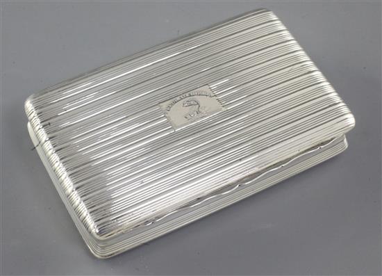 A George III silver snuff box, by John Lawrence & Co, Length 91mm. Weight 3.8oz/120grms